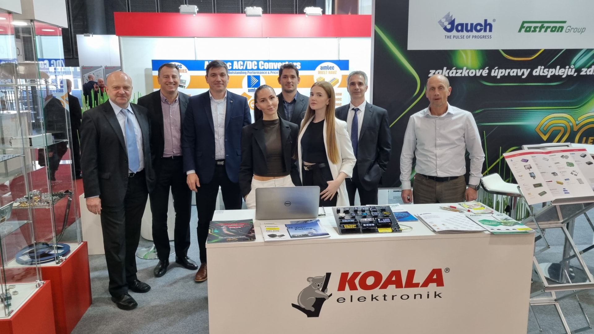 Tým KOALA ELEKTRONIK na veletrhu Amper